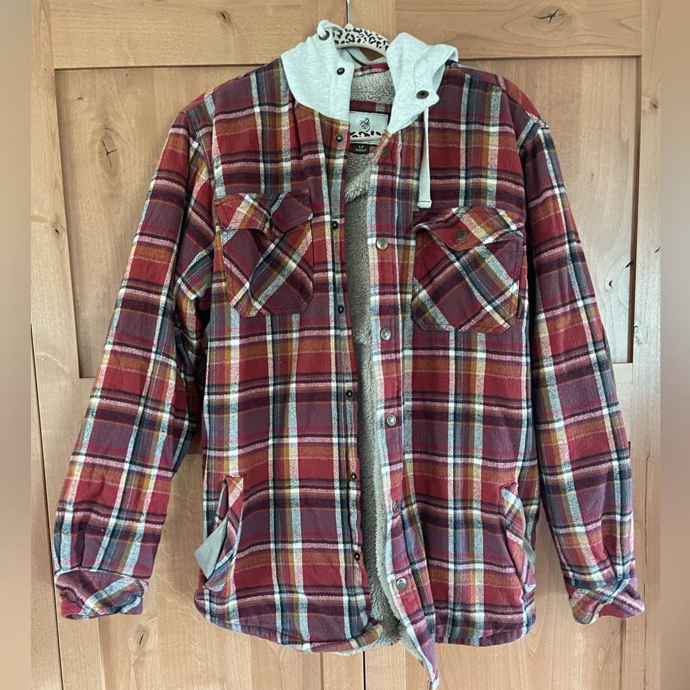 Legendary Whitetails Men’s Sherpa lined shacket